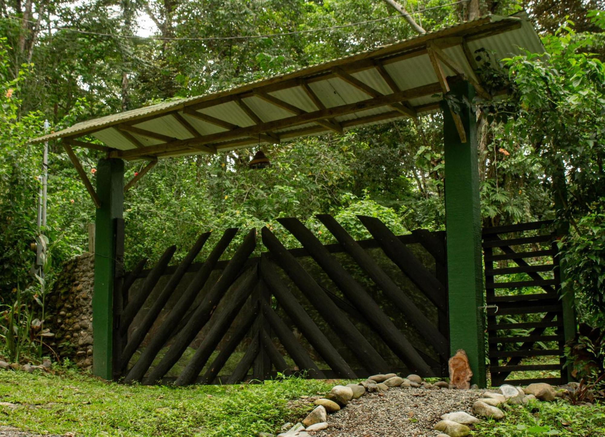 Smile Jungle Hostel Puerto Viejo de Talamanca Exteriér fotografie